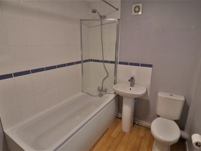 BATHROOM/W.C
